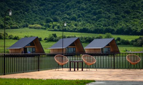 moretoni lake resort