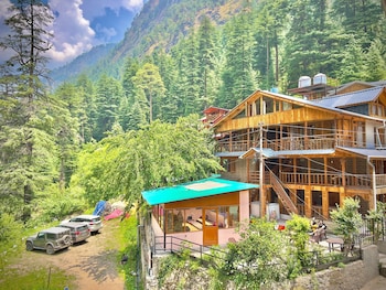 royal star kasol