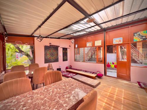 royal star kasol