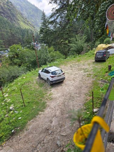 royal star kasol