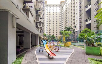 Spacious Cozy Living 3Br At Gateway Ahmad Yani Cicadas Apartment,,2 star