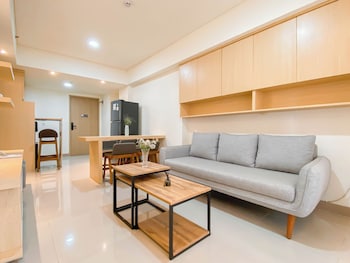Spacious And Good 3Br At Meikarta Apartment,,2 star
