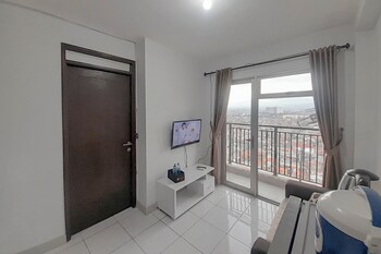 comfortable and homey 2br apartment at mekarwangi square cibaduyut