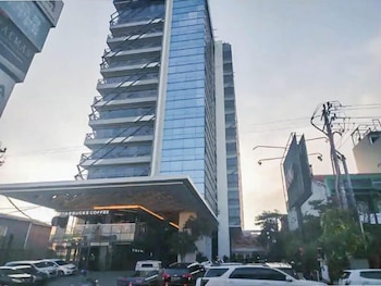 cozy stay 1br at uttara the icon apartment