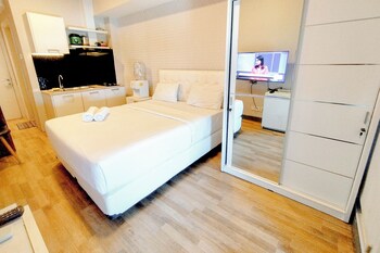 Minimalist Studio Conecting To Mall At Anderson Supermall Mansion Apartment,,2 star