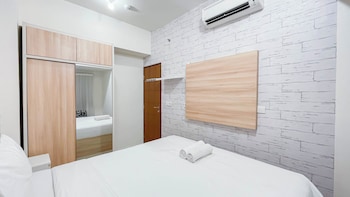 Comfort And Minimalist 1Br Apartment Vida View Makassar,,2 star