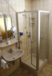 Hotel Restaurant Pempel,Grossalmerode>>Baunatal,3 star