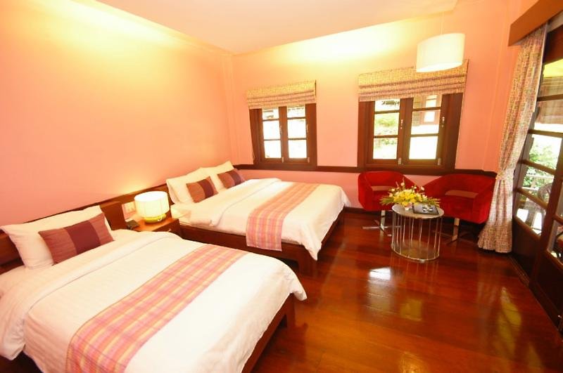 coral cliff beach resort samui