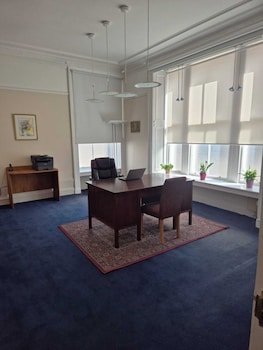 Bank House,,2 star