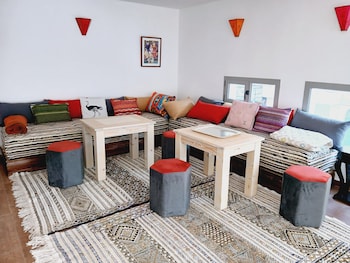al bouhaira abyad art and golf