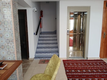 al bouhaira abyad art and golf