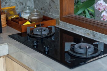 Ku Villa Ubud,,2 star