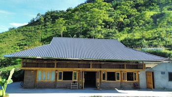 bees homestay sapa and trekking