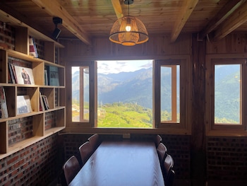 bees homestay sapa and trekking