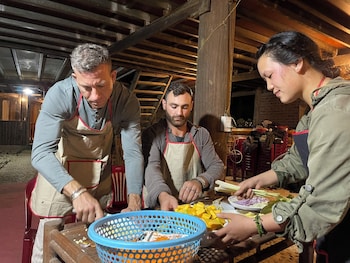 bees homestay sapa and trekking