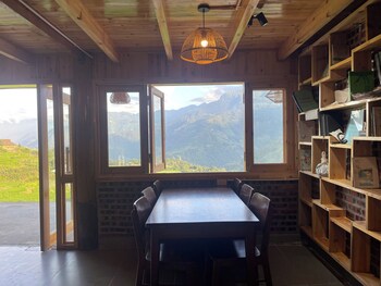 bees homestay sapa and trekking