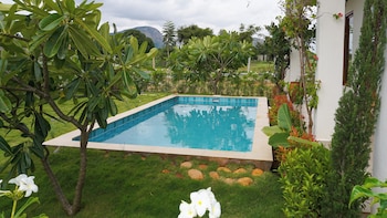 Juleo Hospitality Llp,,3 star