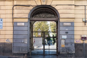 royal rooms