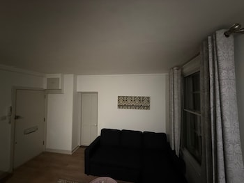 covent garden 1 bed apt sleeps 4 7 min to station