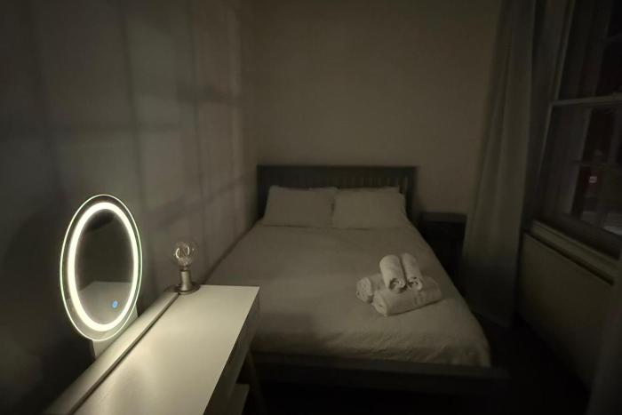 covent garden 1 bed apt sleeps 4 7 min to station