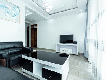 immaculate one bedroom apartment in kanombe kigali