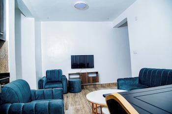 Apartment - Sleeps 4 - Parking - Balcony,,4 star