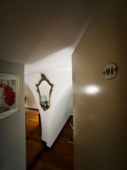 calefati gallery luxury apartment
