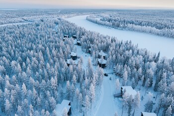 noa villas aurora lapland resort
