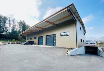 Zimmerzuvermieten.Ch Deitingen Industrie,,2 star