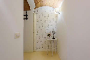 cozy and charming florentine hideaway