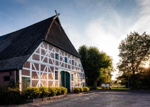 Landhaus Zum Lindenhof,Brackel>>Bendestorf,4 star