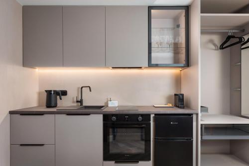 acropolis luxury athens suites