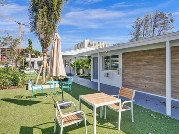 pelican by stay hospitality