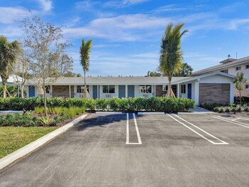 pelican by stay hospitality