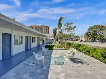pelican by stay hospitality