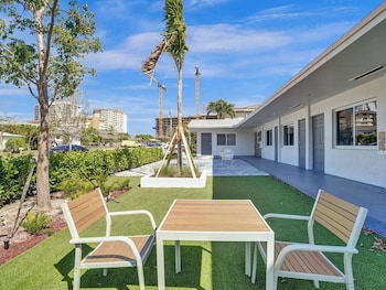 pelican by stay hospitality