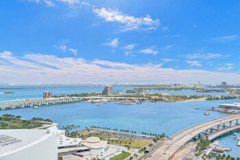 stay hospitality downtown miami