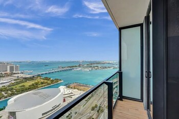 stay hospitality downtown miami