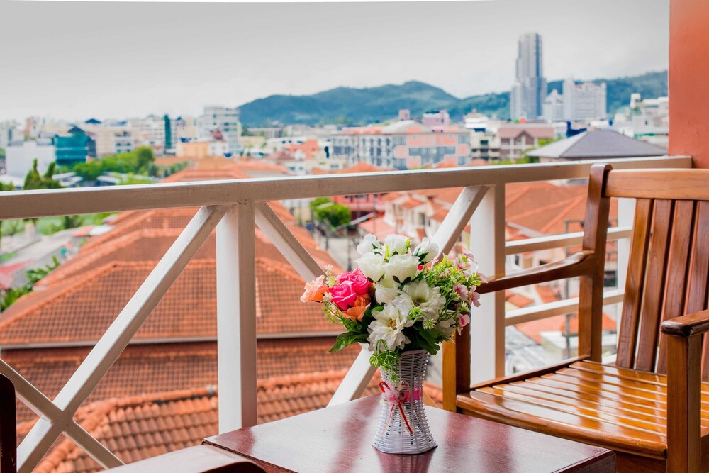 Bauman Ville Hotel,158/8 Nanai Road,3 star