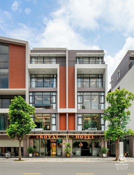 Royal Hotel - Vinhomes Ocean Park 3,,3 star
