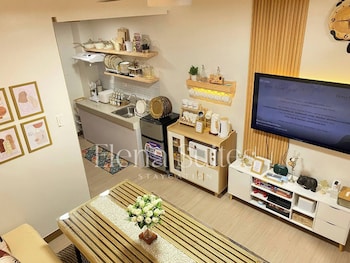 aesthetic cozy stay with ps4 netflix and coffee nook elena suites staycation