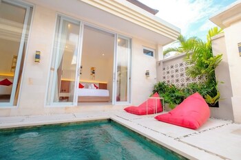 Villa Kamandari,,3 star
