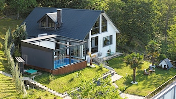 adesa viev villas