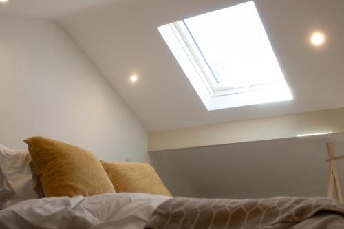honey bee cottage tiny house welshpool