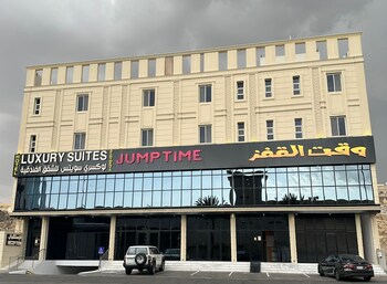 luxury suites hotel