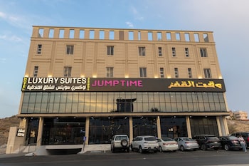 luxury suites hotel