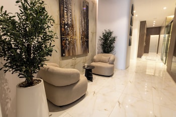 Luxury Suites Hotel,,1 star