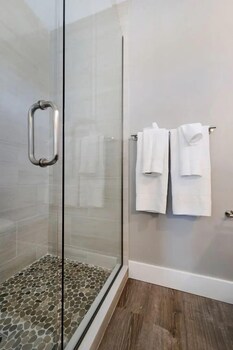 the birches condotel unit 2