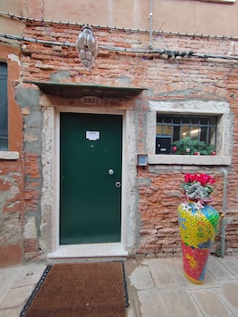 casa sulla laguna castello