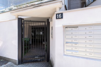 notami rolandi duplex with terrace
